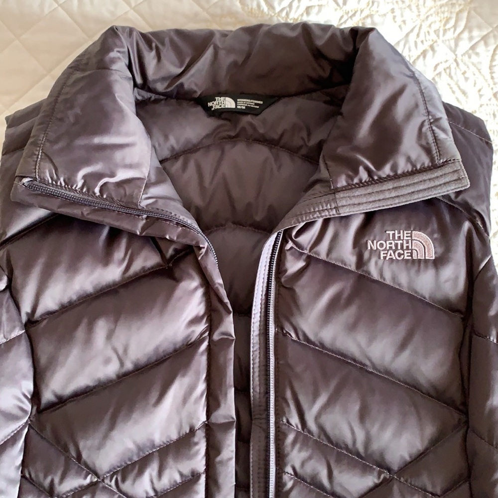 North face puffer vest - Picture 2 of 4
